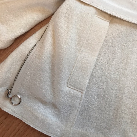 Ann Taylor Jacket, Size Large - Picture 5 of 8